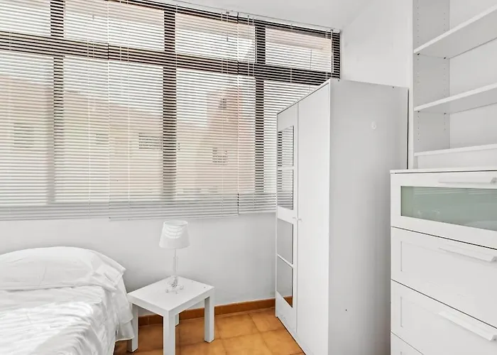 Lindo Centrico Y Cerca Del Mar *