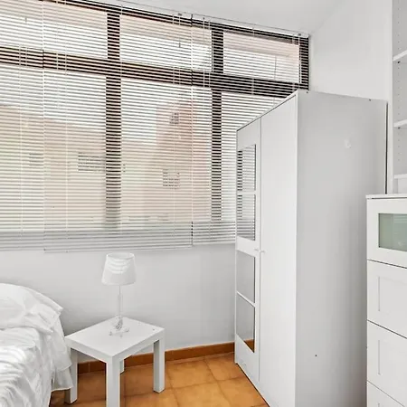 Lindo Centrico Y Cerca Del Mar *